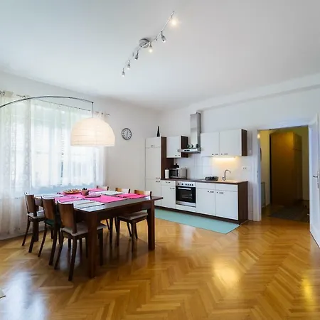 Apartament Sunny